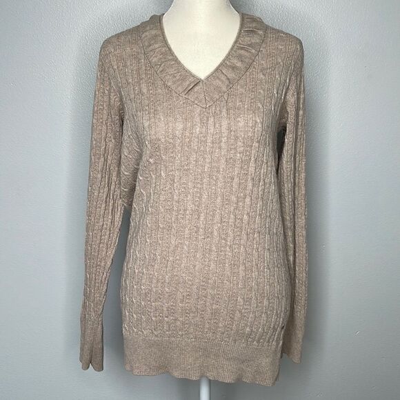 Eddie Bauer Cable Knit V-neck Sweater.  Size Medium. Color: Oatmeal - Picture 1 of 6
